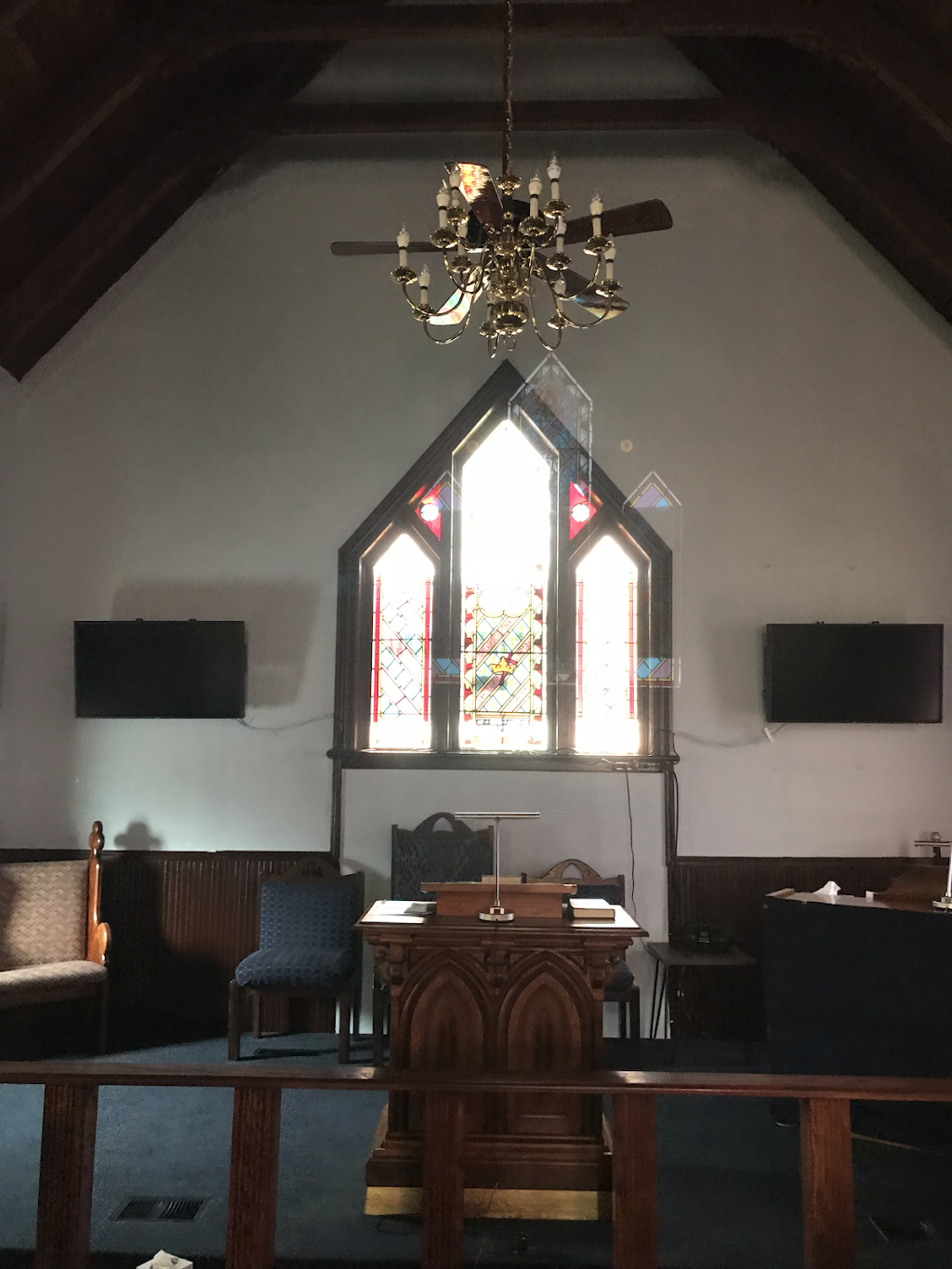 Living Faith Chapel | 1604 Beverly Rd, Burlington, NJ 08016 | Phone: (609) 614-1125
