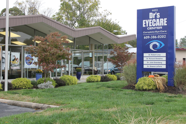 Dr.s Eyecare Center | 4423 US-130, Burlington, NJ 08016 | Phone: (609) 386-0202