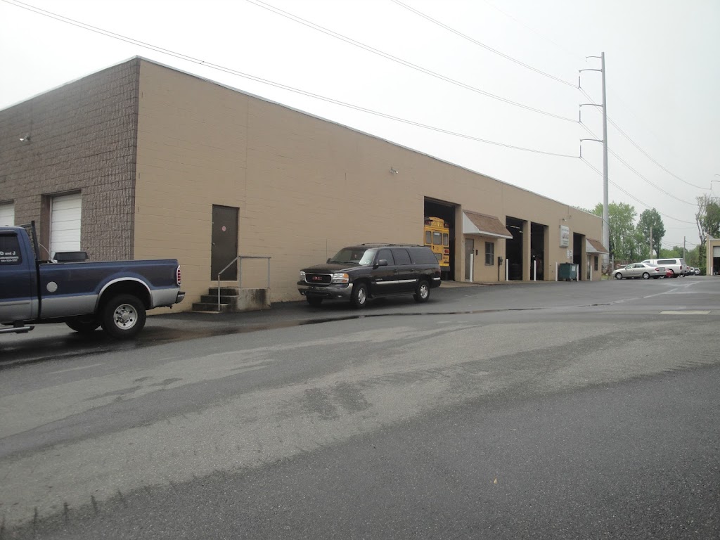 LEES AUTO AND TRUCK REPAIR, LLC | 10 Industrial Hwy, Essington, PA 19029 | Phone: (610) 583-9999