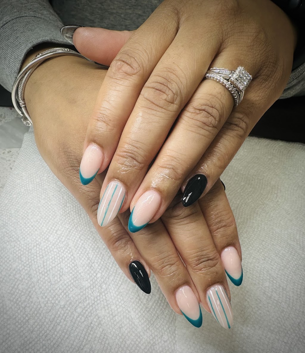 NAIL SABELLA | 389 Ganttown Rd Suite B, Sewell, NJ 08080 | Phone: (856) 352-2628