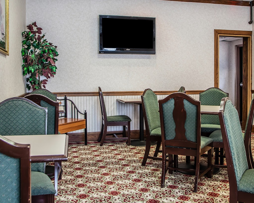 Rodeway Inn Conference Center | 969 Bethlehem Pike, Montgomeryville, PA 18936 | Phone: (215) 699-8800