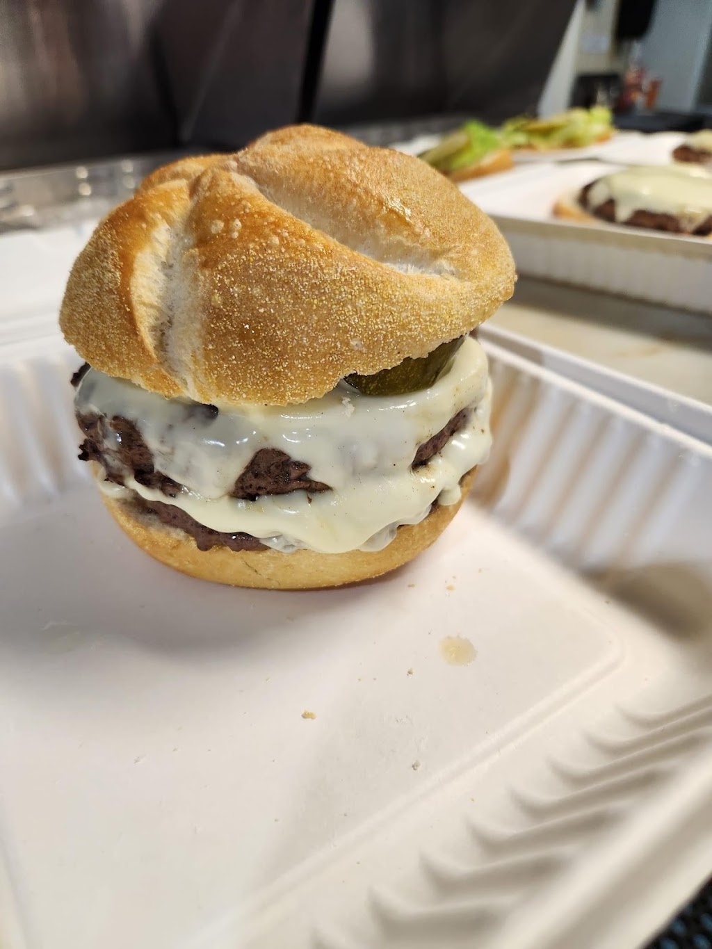 Biggies Burgers | 2906 S Black Horse Pike, Williamstown, NJ 08094 | Phone: (856) 545-9590