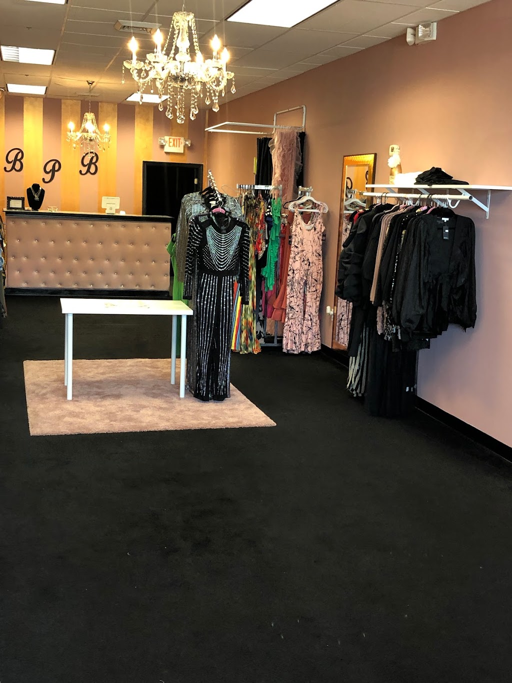 Blinking Pretty Boutique | Laurel Hill Plaza, 2001 College Dr Store #22, Clementon, NJ 08021 | Phone: (856) 375-5962